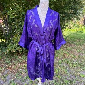 Vintage Inner Most 80-90s Purple Sheer‎ Floral Brocade Robe Dressing Gown Size M